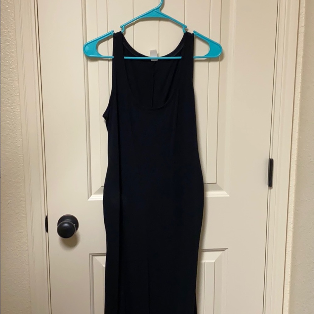 Old Navy Black maternity dress VGUC